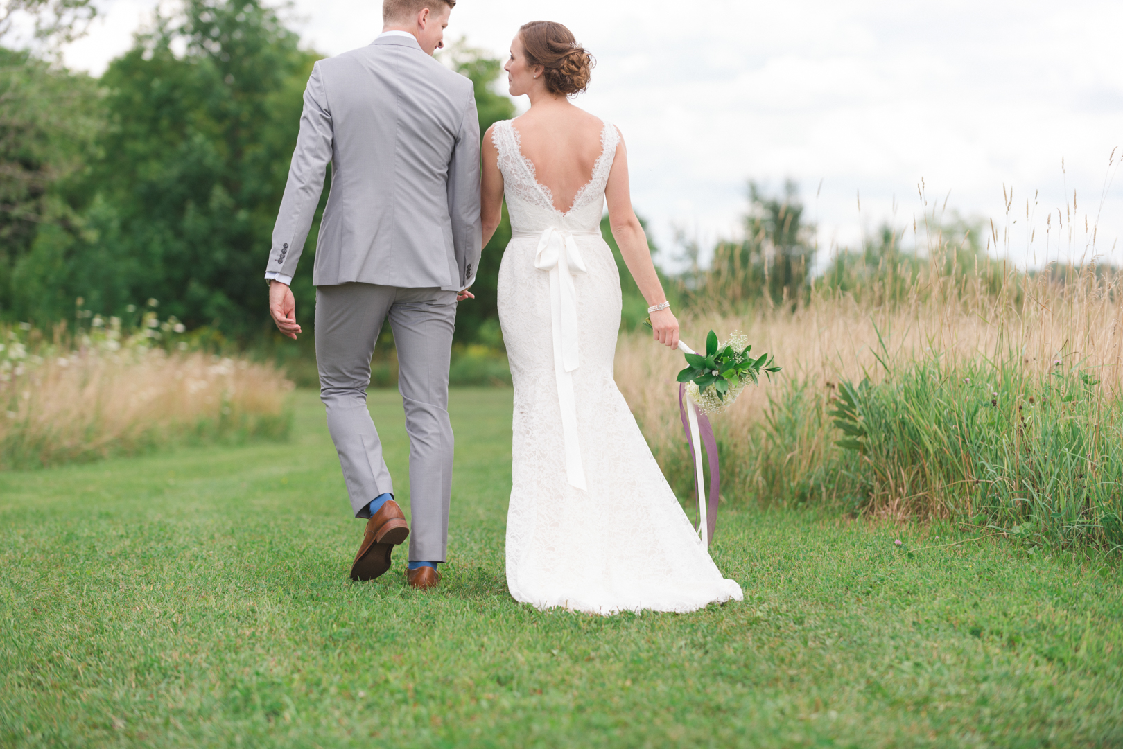 bride and groom at Strathmere Garden house in Ottawa, Ontario