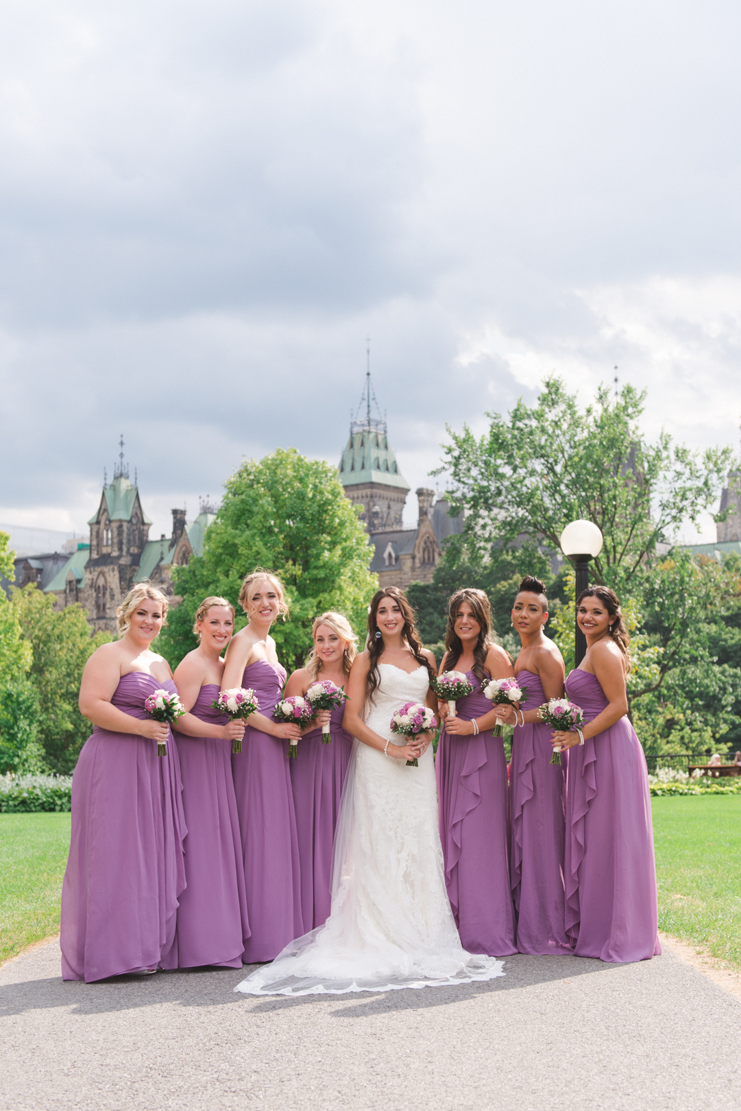 bride and bridesmaids at majors hill park