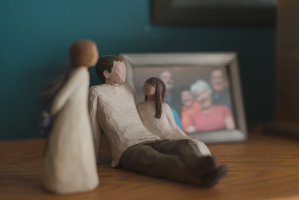 willow tree father daughter figurine on mantel