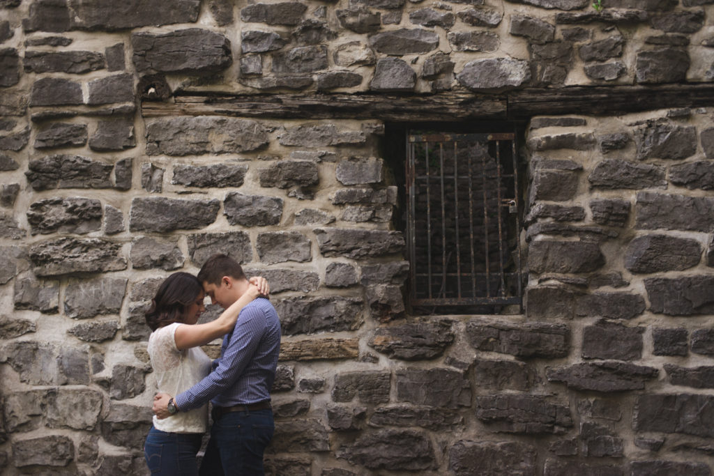couple standing in front of Lime Kiln Ruins building - Ashley Notley Photography