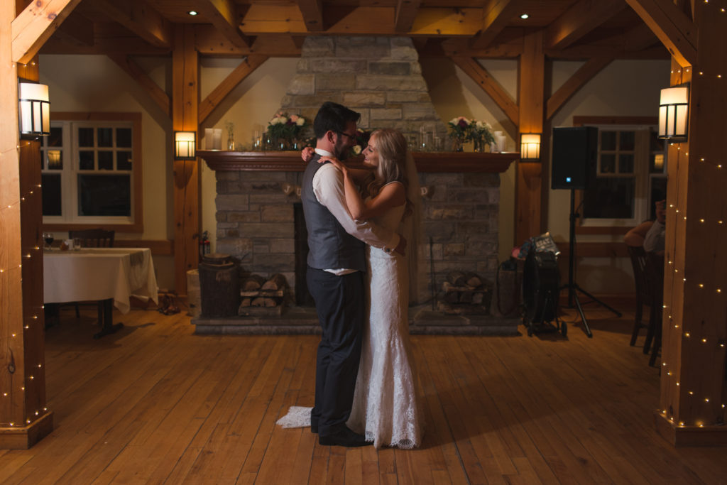 bride and groom first dance at temples sugar bush