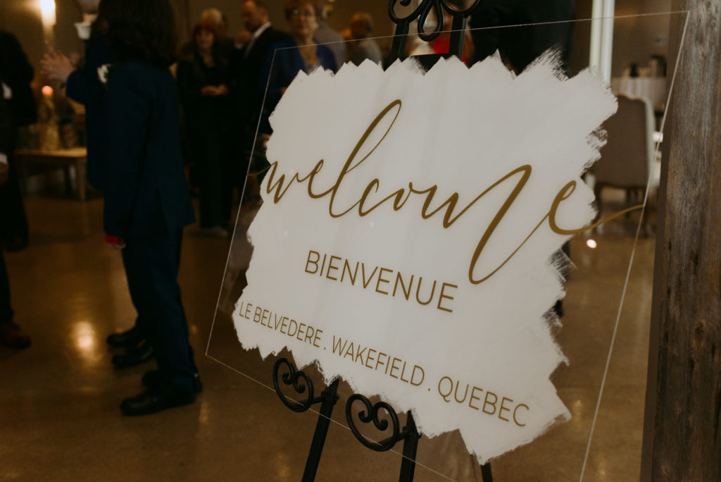 welcome sign at Le Belvedere