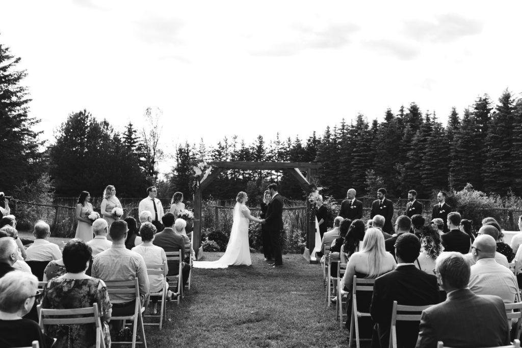 wedding ceremony at saunders farm