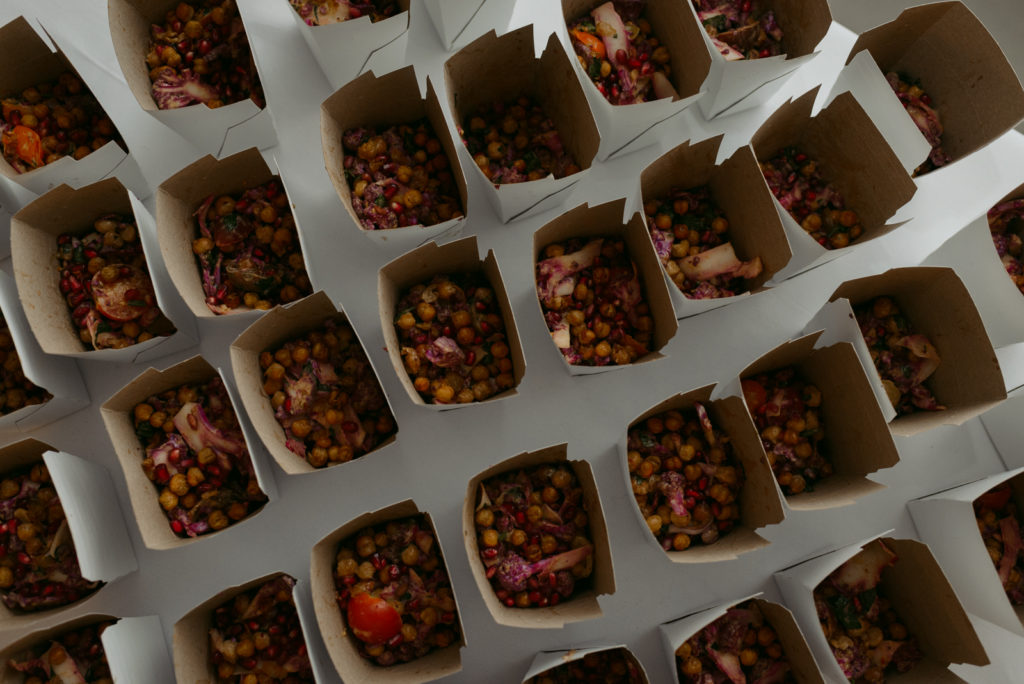 chickpea salad in frie boxes at ottawa art gallery wedding