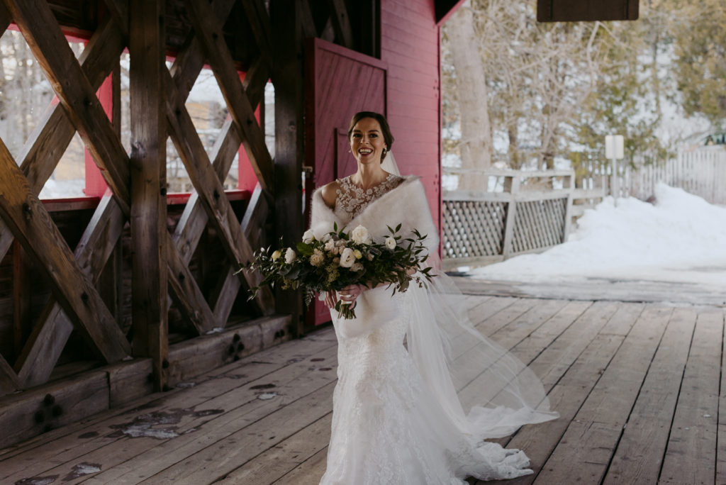 bride arriving to the wakefield bridge for first look