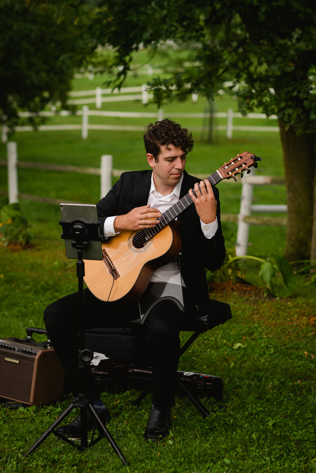 guitarist playing at wedding ceremony