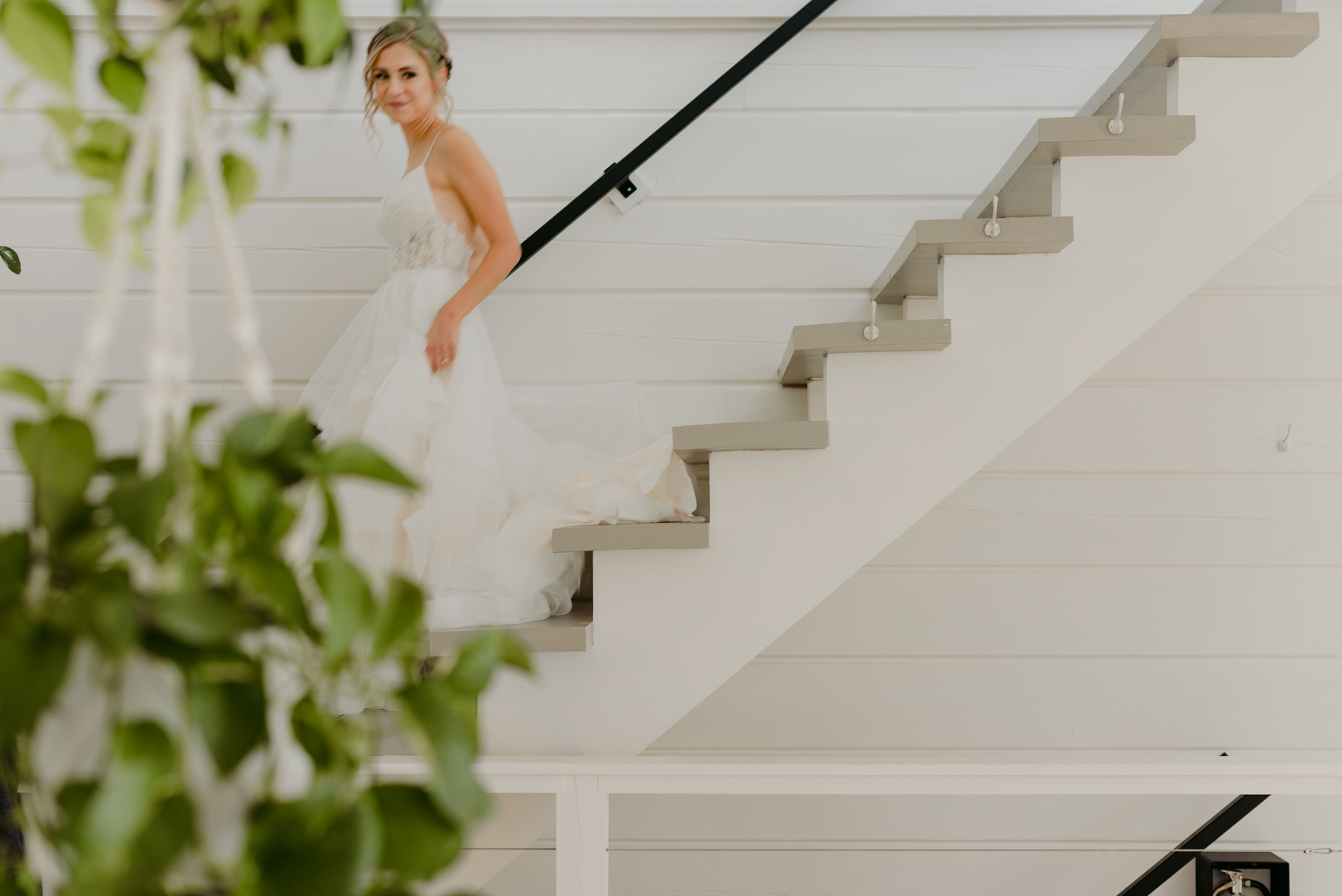 bride walking down the stairs motion blur