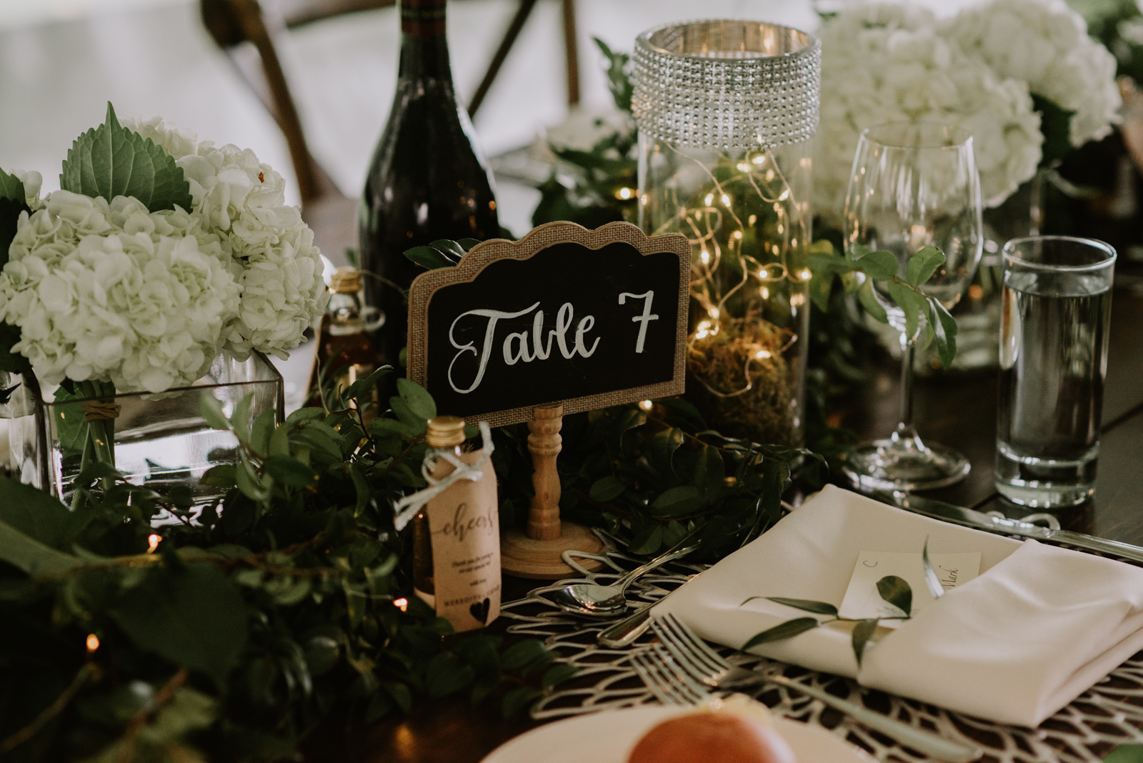 table scape of outdoor wedding reception
